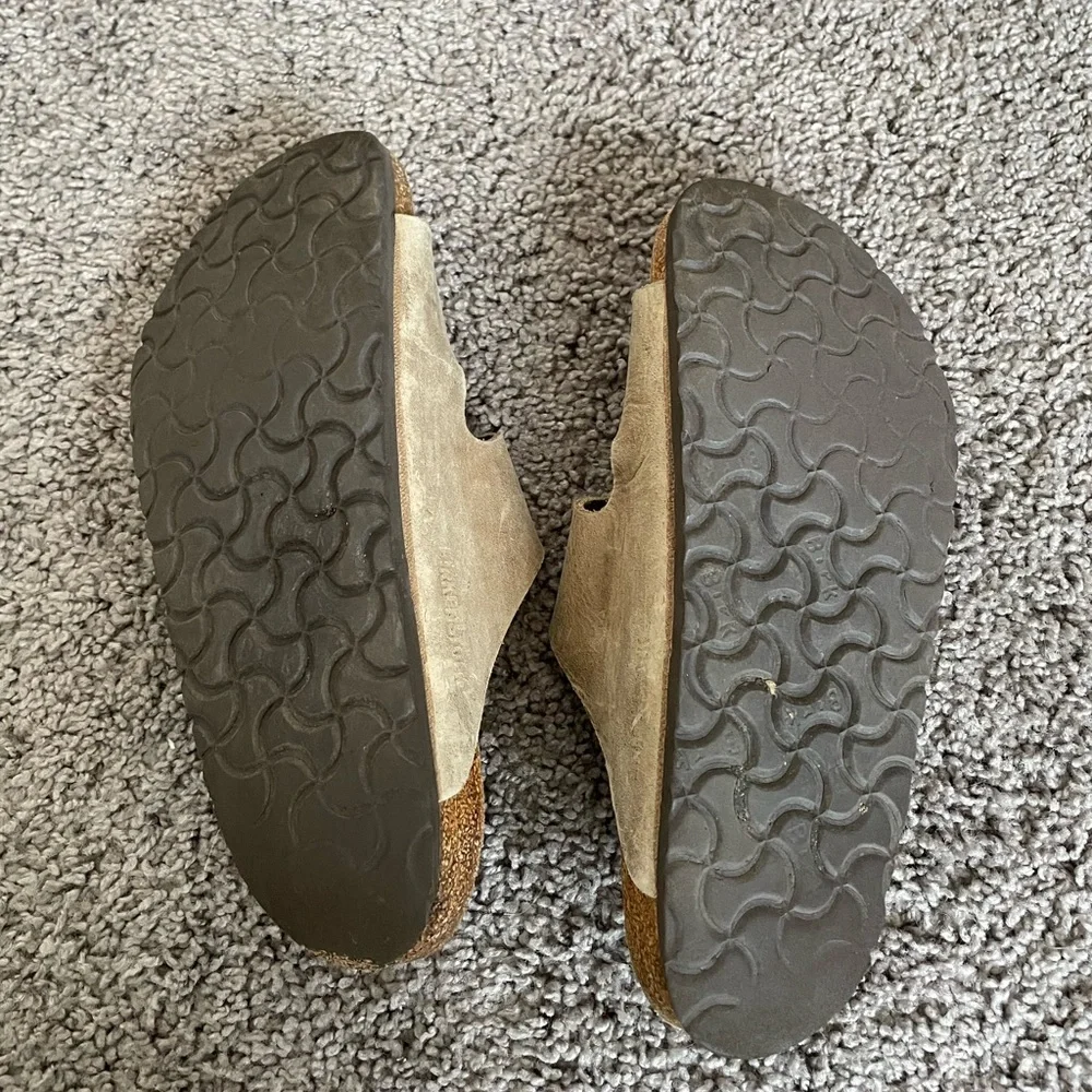 Birkenstock Tan Leather Sandals - Picture 5 of 5